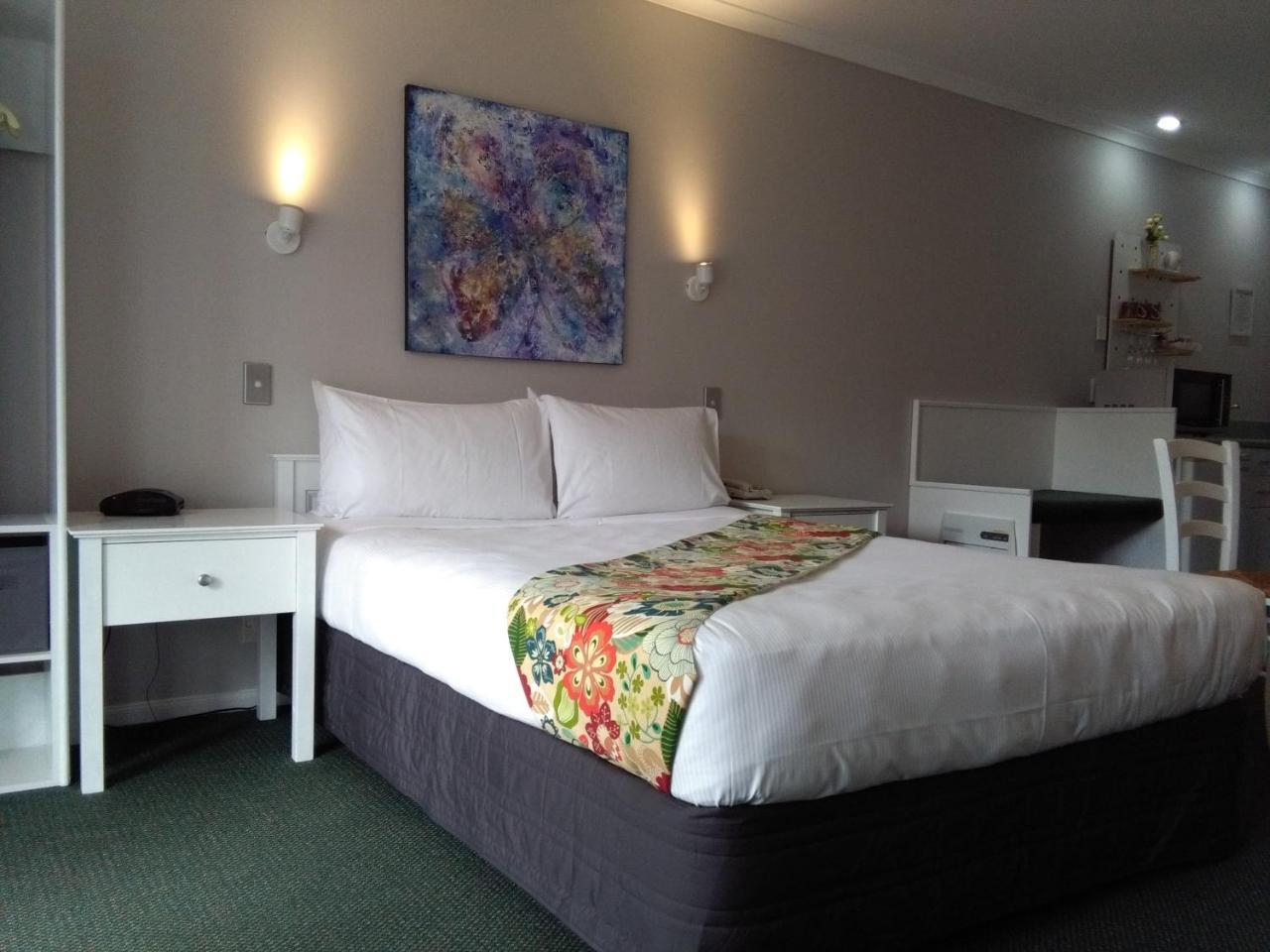 Colonial Lodge Motel Taupo Exterior foto